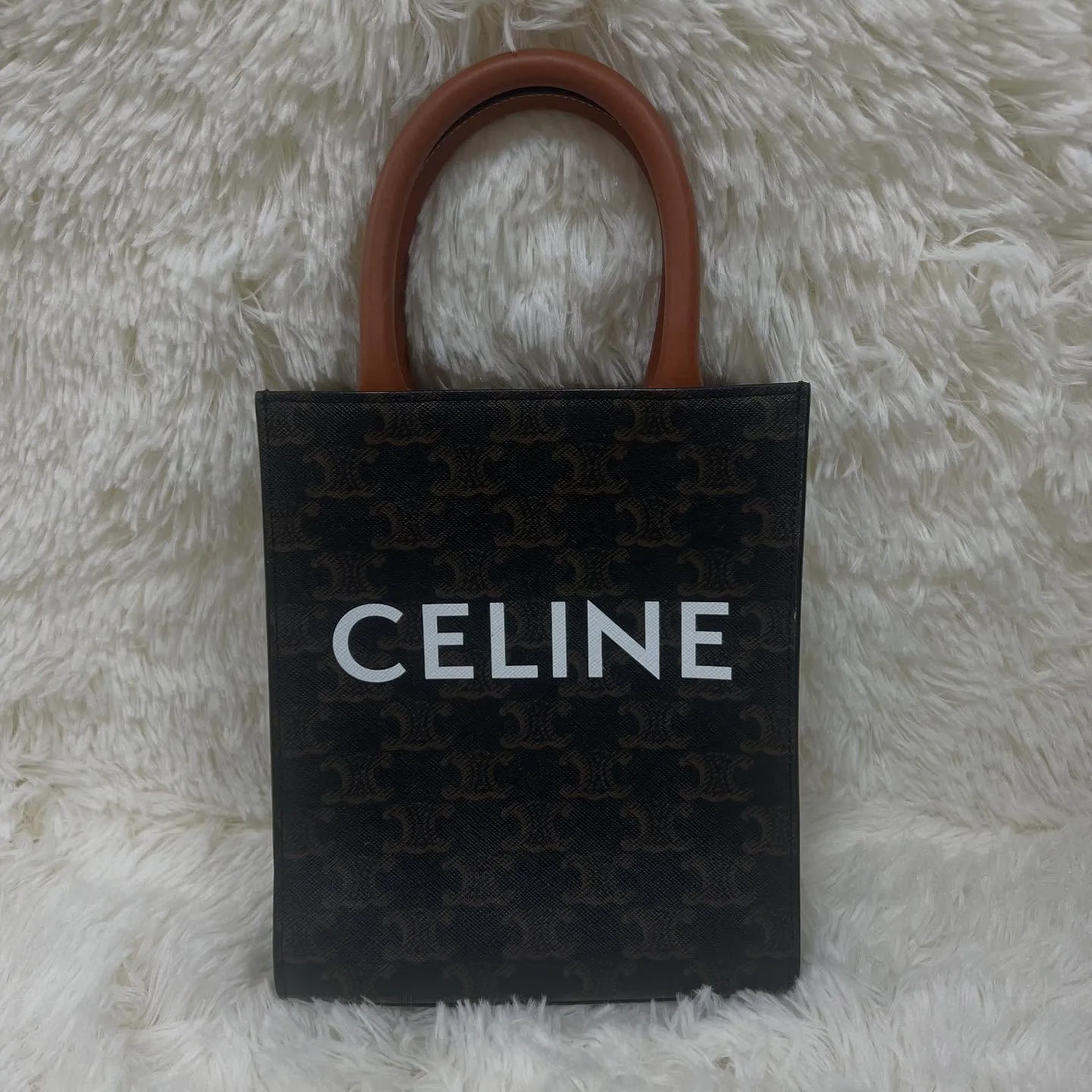 こんにちは、買取大吉　仙台泉中央店です！🌟今回は、セリーヌの...